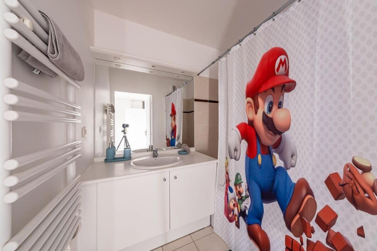 Disney Mario Nintendo Монтеврен Экстерьер фото